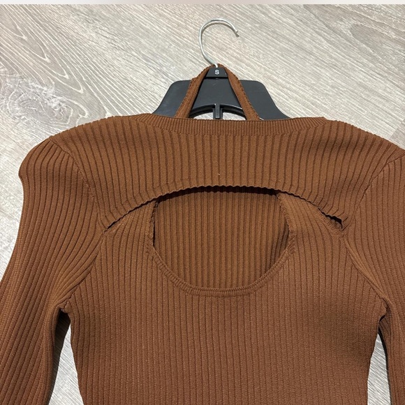 NWT PrettyLittleThing Chocolate Brown Ribbed Knit Halter Midi Dress - Size M - Picture 6 of 8